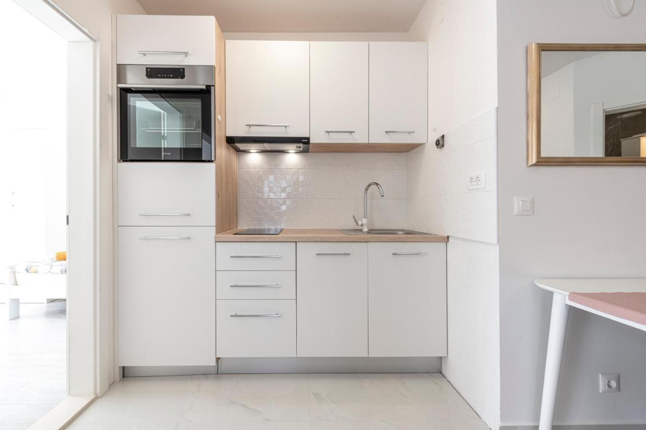 Apartments Kiki Mlini Extérieur photo